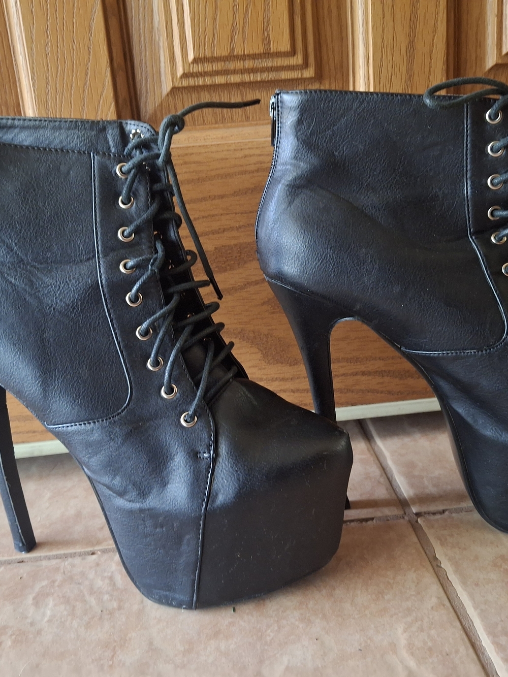 Black Lace-Up Platform Ankle Boots with Stiletto Heel